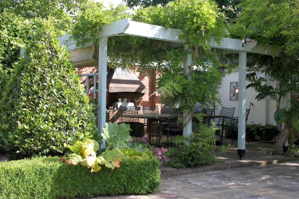 outdoor dining area