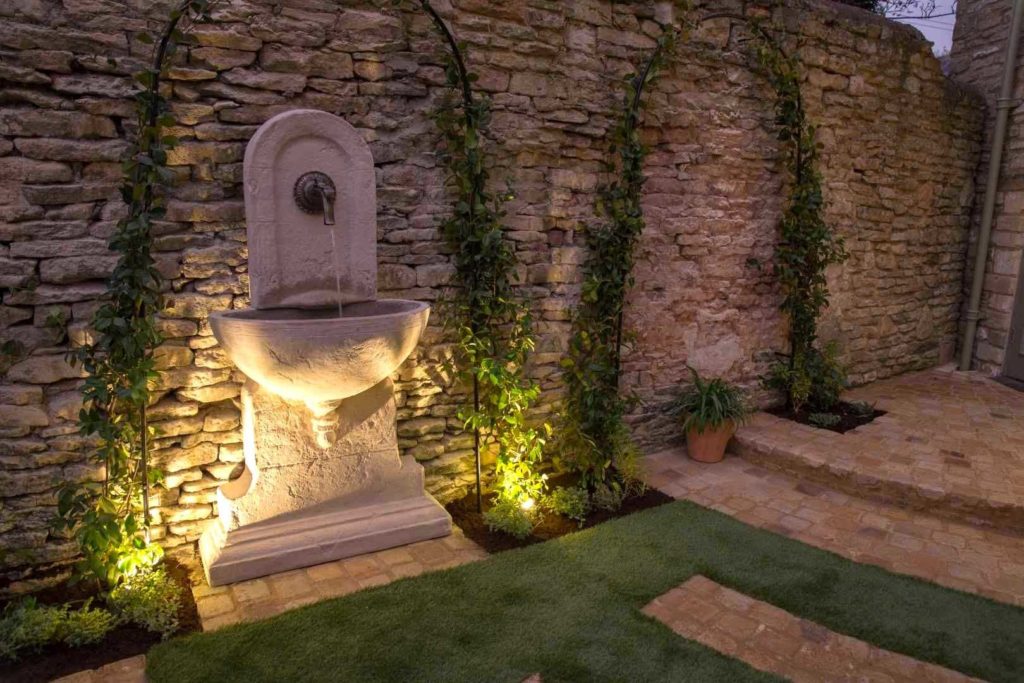 garden with water feature
